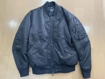 +J UNIQLO 하이브리드 다운 MA-1 플라이트 자켓 블랙