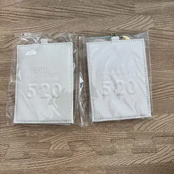 ARASHI 5 x 20 투어 키링 패스 케이스