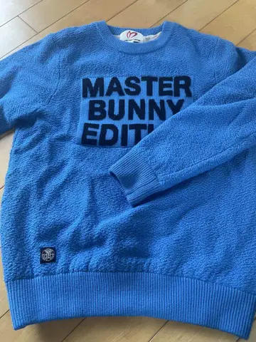 MASTER BUNNY EDITION 파랑 스웨터 사이즈 1