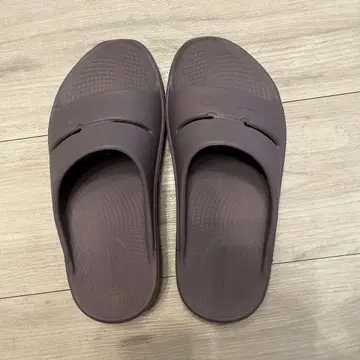 OOFOS 퍼플 샌들