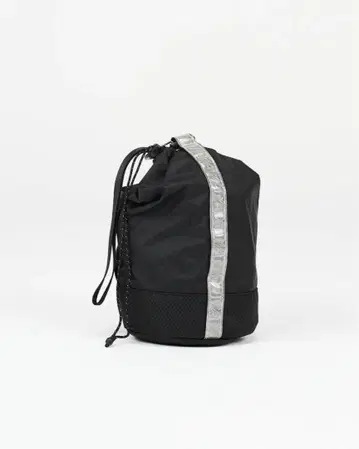 Maastik DRAWSTRING POUCH 파우치