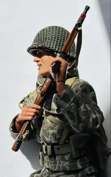 드래곤 모델즈 1/6 미국 육군 제2기갑사단 제41보병연대 병장 에드워드