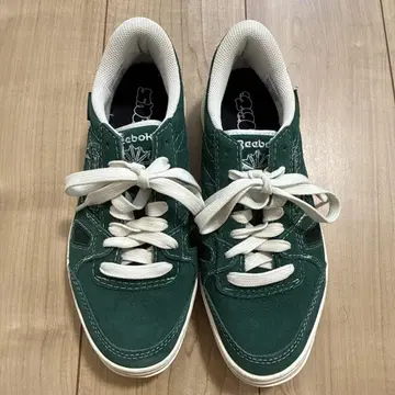 리복 스니즈 그린 스웨이드 콜라보 스니커즈 26.5cm