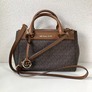 MICHAEL KORS 모노그램 핸드백 숄더 스트랩 포함