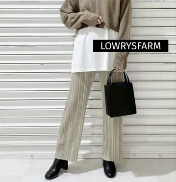 [LOWRYSFARM] 벨로아 플리츠 팬츠 아이보리 스트라이프