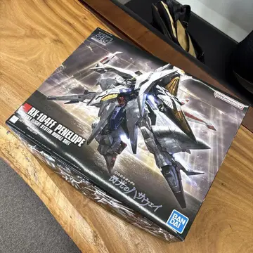 HG 1/144 RX-104FF 페넬로페 섬광의 하사웨이