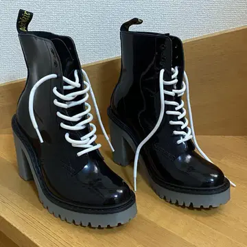 레어 블랙 KENDRA Dr. Martens UK4