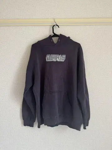 OSIRIS 후드티 가지색 네이비