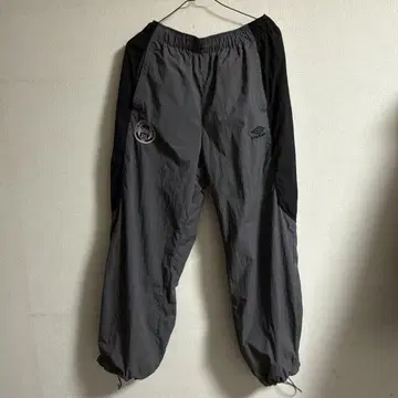 UMBRO 나일론 팬츠 L 사이즈