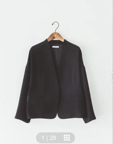 마음에 다가가는 블랙 포멀 재킷