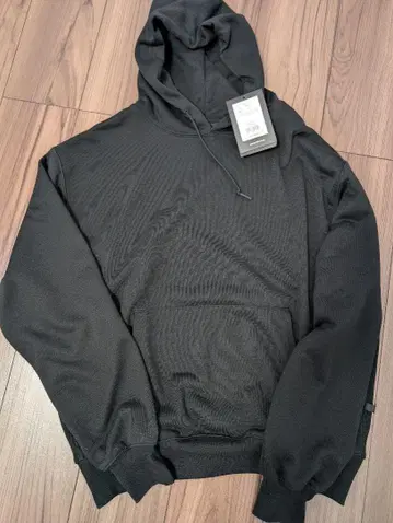 판매 오늘까지 DAIWA PIER39 TECH SWEAT HOODIE