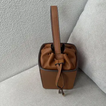 미라 오웬 백