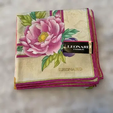 LEONARD 꽃무늬 실크 혼방 손수건 약 58cm