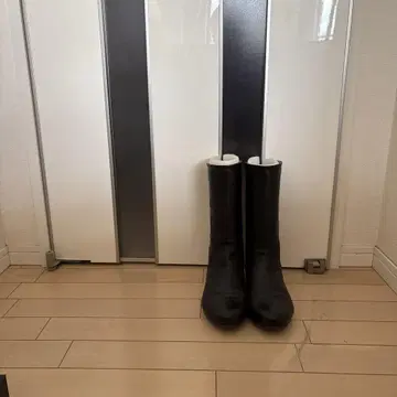 fitfit 블랙 가죽 롱 부츠