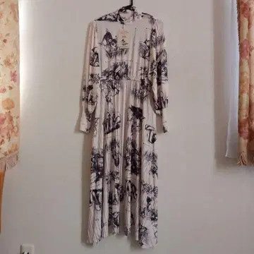 ZARA 디즈니 밤비 롱 원피스 S