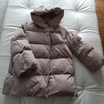 UNIQLO 파우더 필 다운 숏코트 XL 베이지