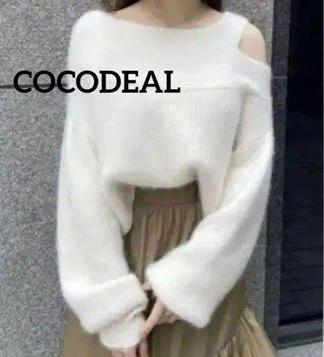 [새상품급] COCO DEAL 코코딜 라쿤 오프숄더 숏 니트