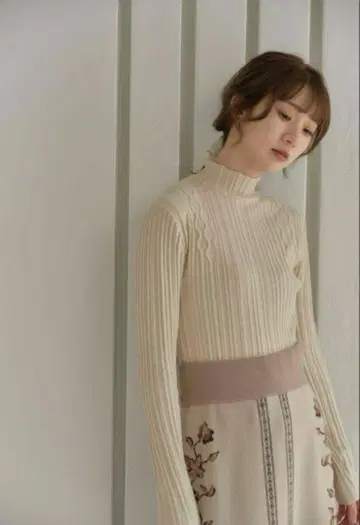 택 포함 새상품 Eaphi RANDOM LINE DESIGN KNIT