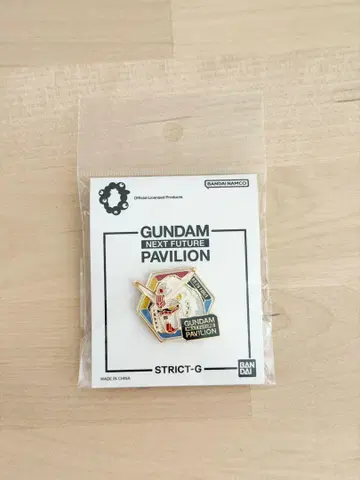 오사카 간사이 만박 STRICT-G 건담 파빌리온 핀 배지