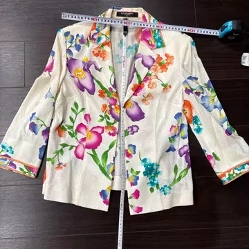 LEONARD 플라워 프린트 테일러드 자켓