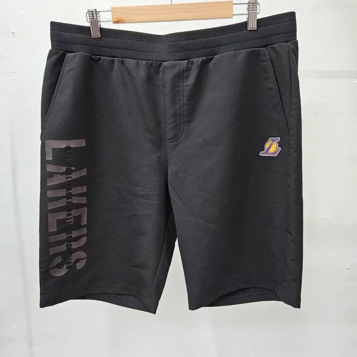 NBA (New Product) NBA LA Lakers Shorts Black Pants 36 on Bunjang