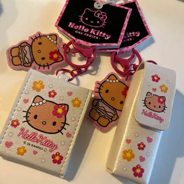 선번 키티 립 케이스 참 & 거울 키링 세트