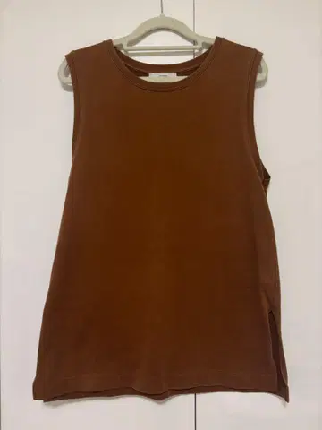 green label relaxing 상의 탱크탑 브라운