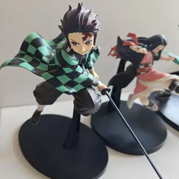 탄지로와 네즈코 피규어 세트 3개