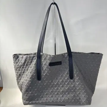 [JIMMY CHOO] 그레이 토트백 별 모양 엠보싱 가공