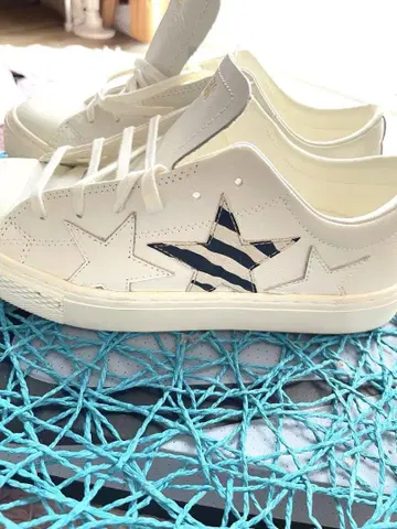 컨버스 올스타 화이트 23.5cm