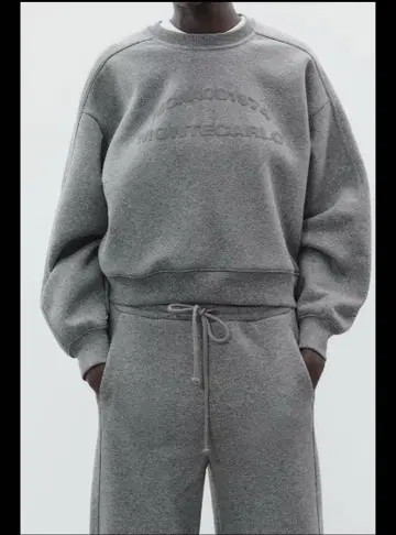 ZARA 글리터 텍스트 스웨트 셔츠
