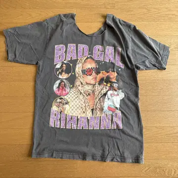 Rihanna 셔츠