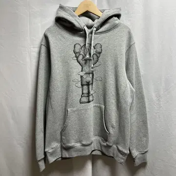 KAWS Holiday UK Hoodie 카우스 홀리데이 영국 그레이