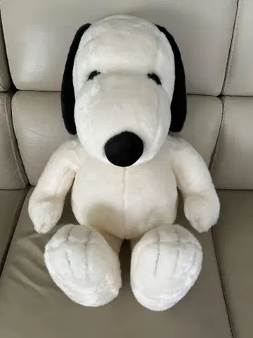 스누피 봉제 인형 빅 50cm 앉은 자세.