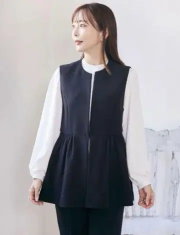 새상품급! 시마무라 maki 콜라보 페플럼 베스트 셋업