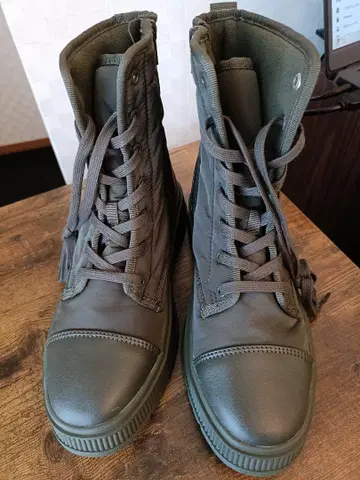 [ 미사용품 ] UNIQLO C 패디드 레이스업 부츠 24.5cm