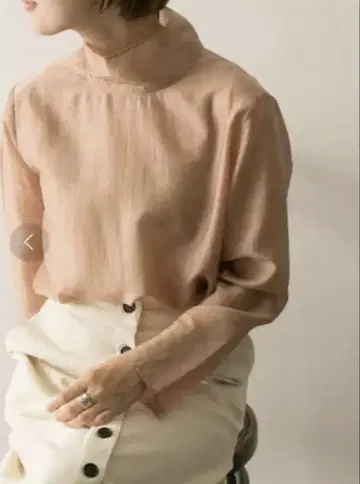 URBAN RESEARCH 뉴앙스 시어 블라우스