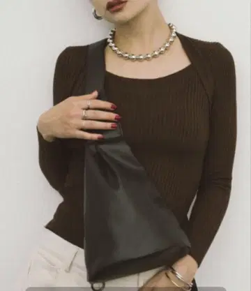 HANNE 인조 가죽 원숄더백