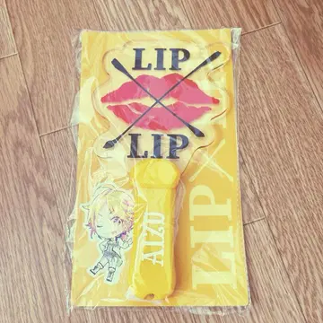 LIP x LIP (아이조) 응원봉