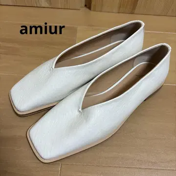 에미레 펌프스 베이지 사이즈 M 약 24.0cm 새상품급 미사용