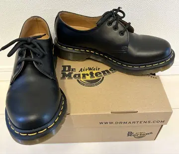 닥터마틴 Dr.Martens 3홀 1461W UK6