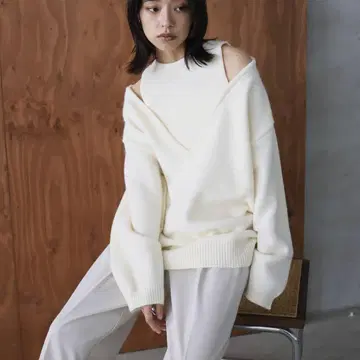 hellam 레이어드 스타일 V넥 니트
