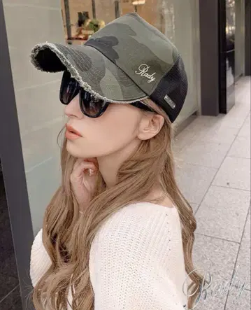 Rady 카모플라쥬 미니 로고 자수 캡 갸루