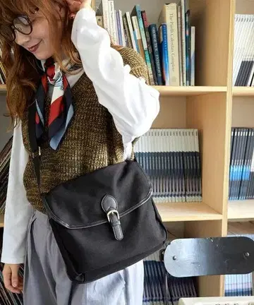 캐주얼 블랙 숄더백