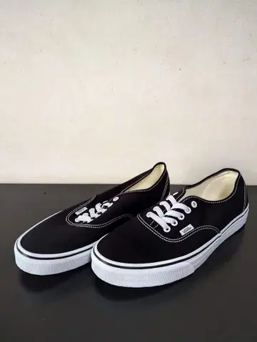 VANS AUTHENTIC 30 블랙 VN000EE3BLK 오센틱