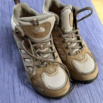 THE NORTH FACE GORE-TEX 트레킹 슈즈