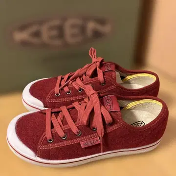 KEEN 엘사 라이트 펠트 빨간색 스니커즈 24cm