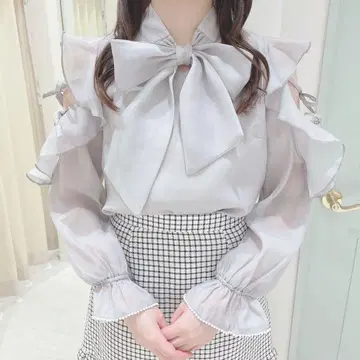[ evelyn ] 소매 펄 리본 프릴 블라우스