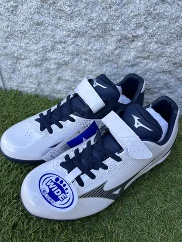 Mizuno 스파이크 와이드 사이즈 화이트/네이비