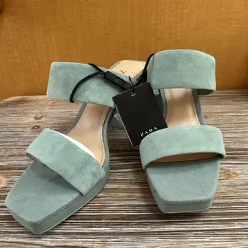 미사용 새상품 ZARA 힐 샌들